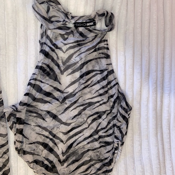 Fashion Nova mesh 2 piece bundle - Picture 7 of 10